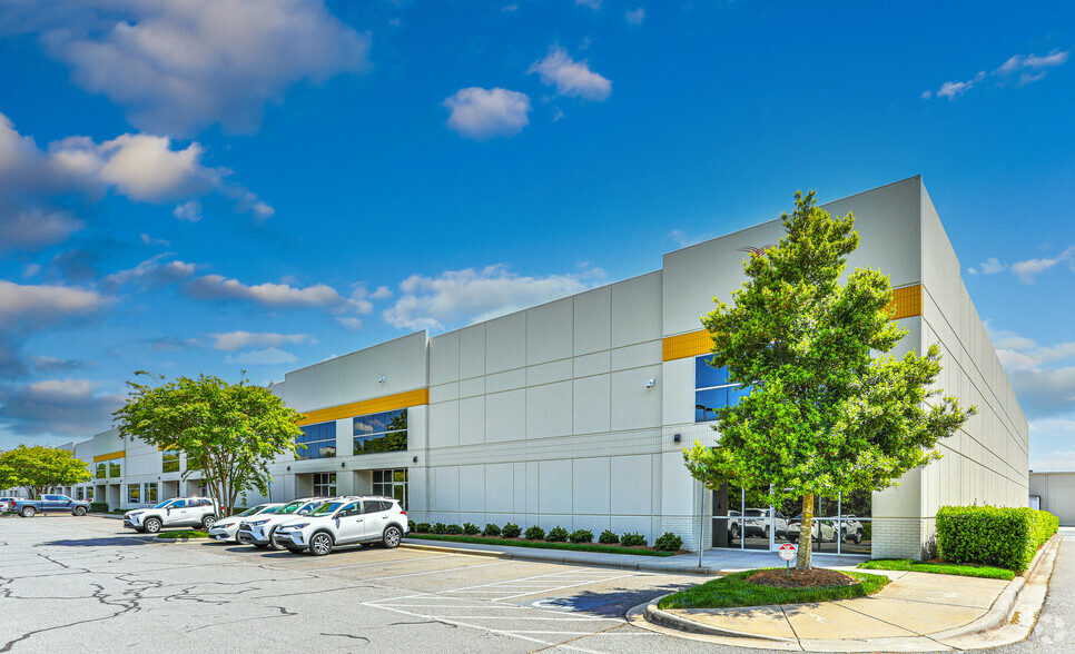 3845 Shopton Rd, Charlotte, NC for lease - Primary Photo - Image 1 of 13