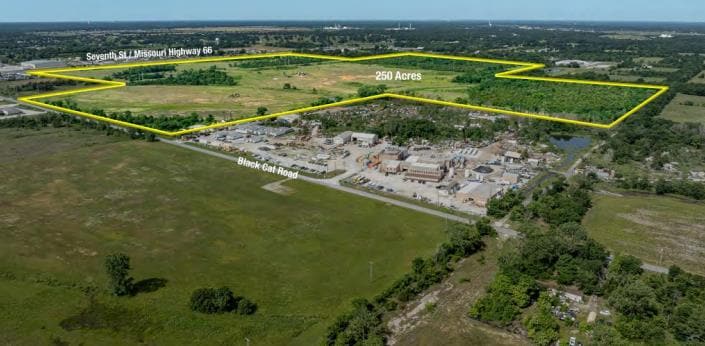 7th St, Joplin, MO for sale Aerial- Image 1 of 2