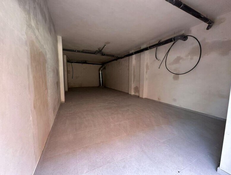 Retail in Alzira for sale - Building Photo - Image 2 of 4