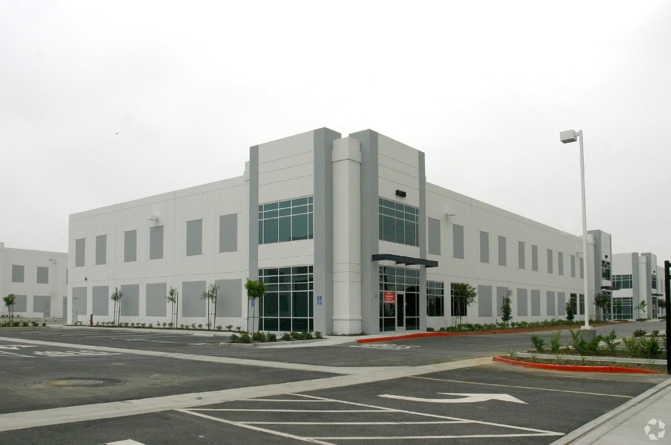 3403 Jack Northrop Ave, Hawthorne, CA