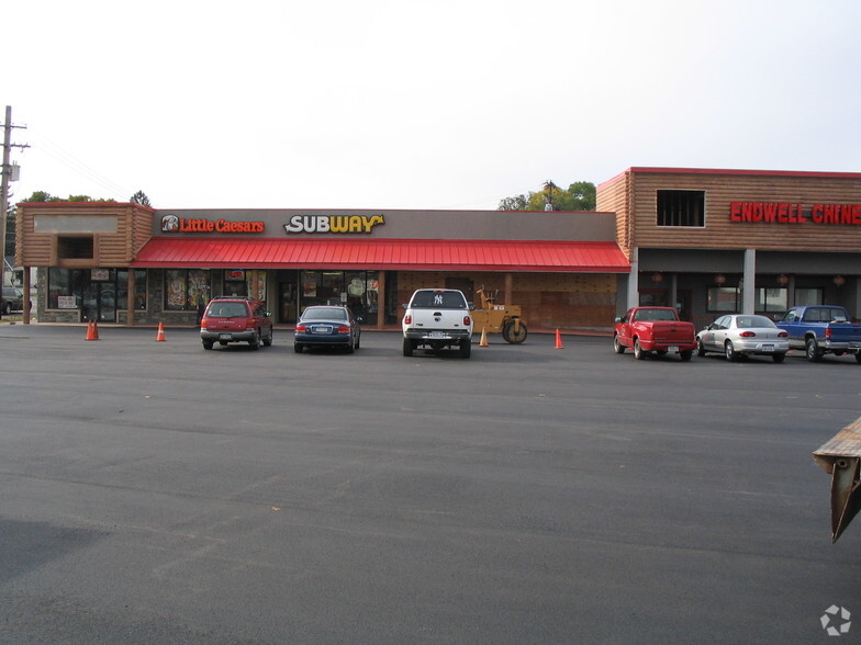 2801 E Main St, Endicott, NY for lease - Building Photo - Image 2 of 2