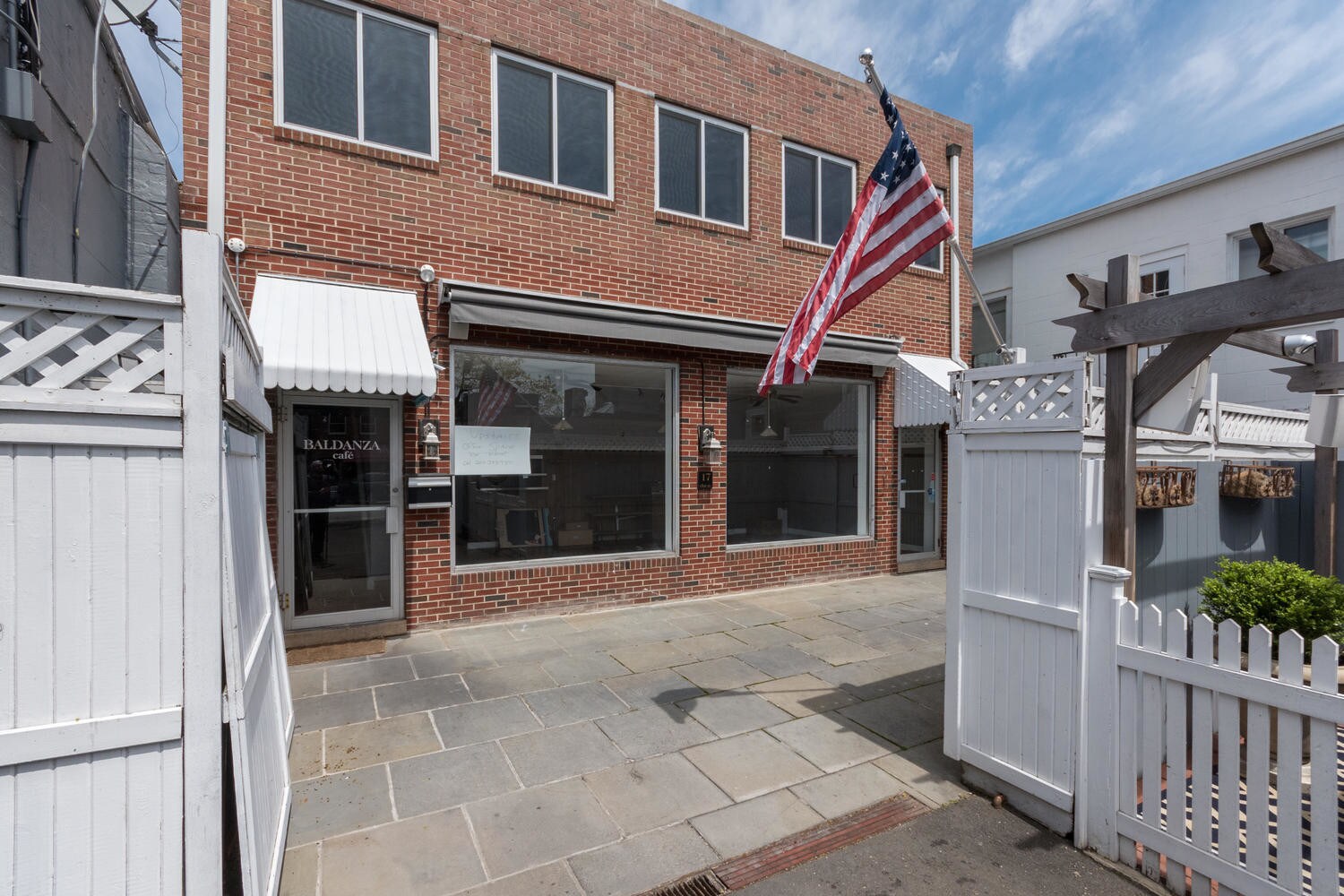 17 Elm St, New Canaan, CT for sale Primary Photo- Image 1 of 1