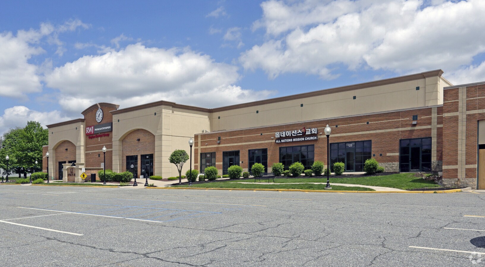 12 Stults Rd, Dayton, NJ 08810