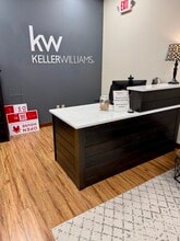 2925 River Rd S, Salem, OR for lease Building Photo- Image 2 of 27