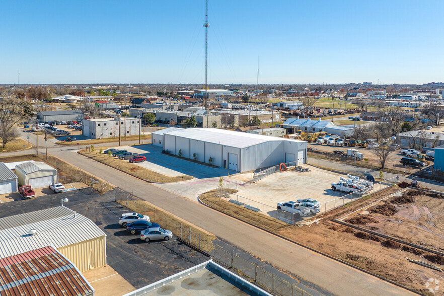 320 NE 39th Ter, Oklahoma City, OK for lease - Building Photo - Image 3 of 13