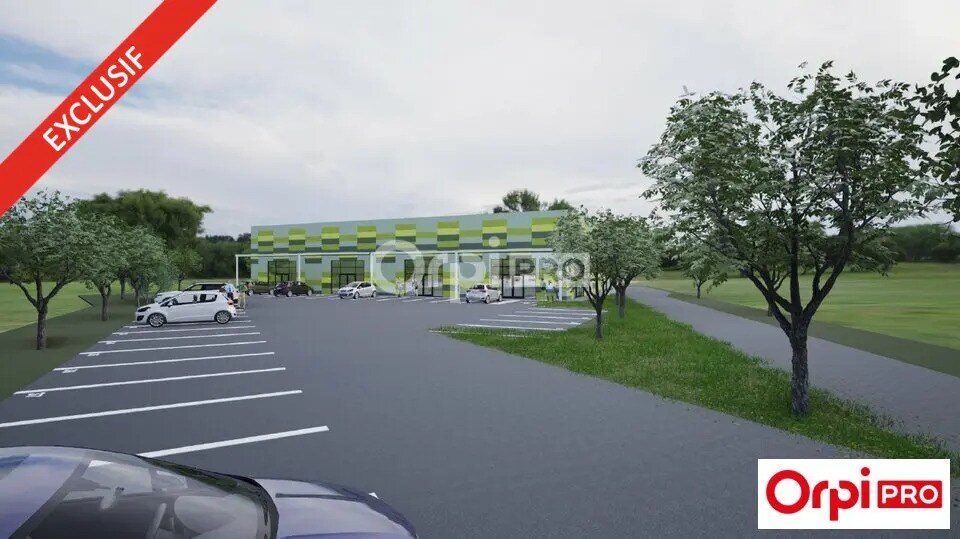 Retail in Romans-sur-Isère for lease Building Photo- Image 1 of 7