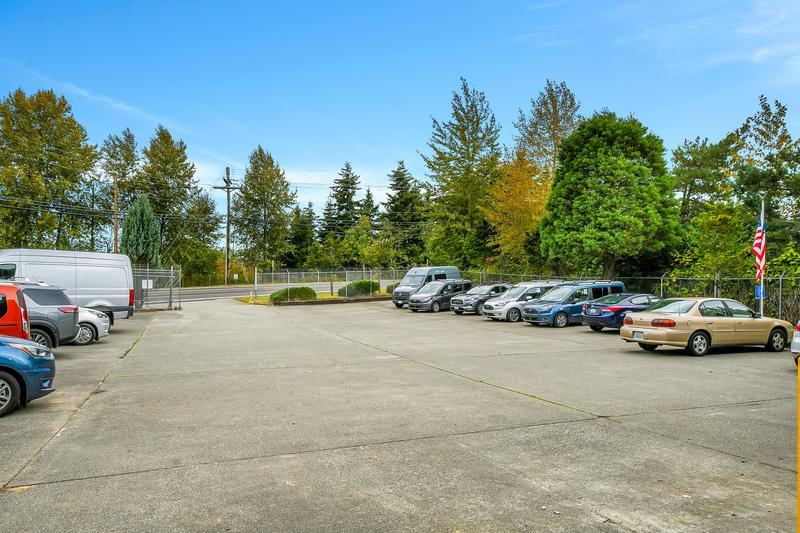 2026 W Casino Rd, Everett, WA for lease - Building Photo - Image 3 of 28