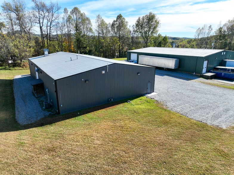 2308 Icenhour Ct, Lenoir, NC for lease - Building Photo - Image 3 of 20
