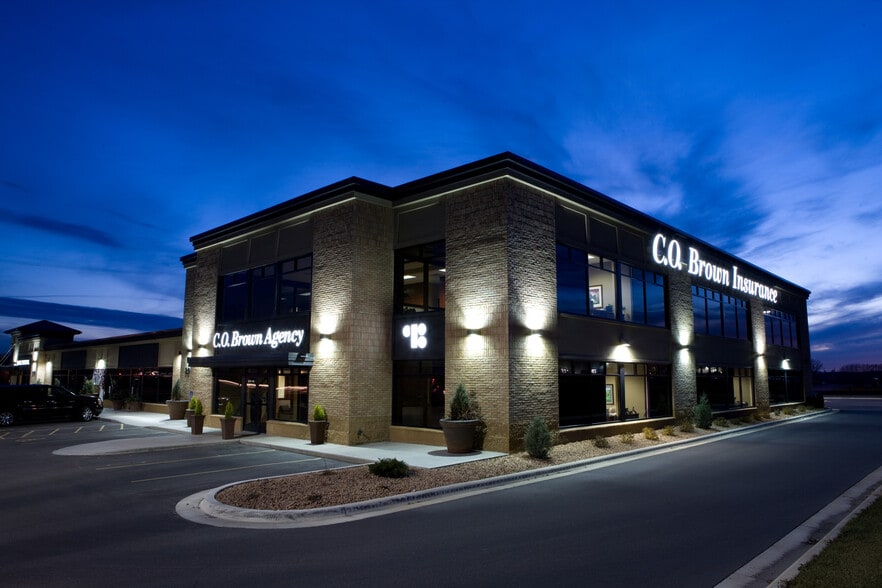 2048 Superior Dr NW, Rochester, MN for lease - Building Photo - Image 3 of 5