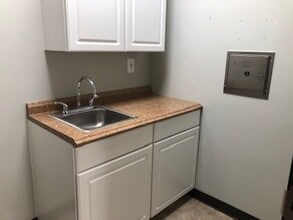 9810 FM 1960 Bypass Rd W, Humble, TX for lease Interior Photo- Image 1 of 6