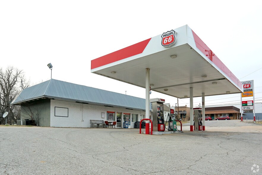 121 S Elm St, Springdale, AR for sale - Primary Photo - Image 1 of 1