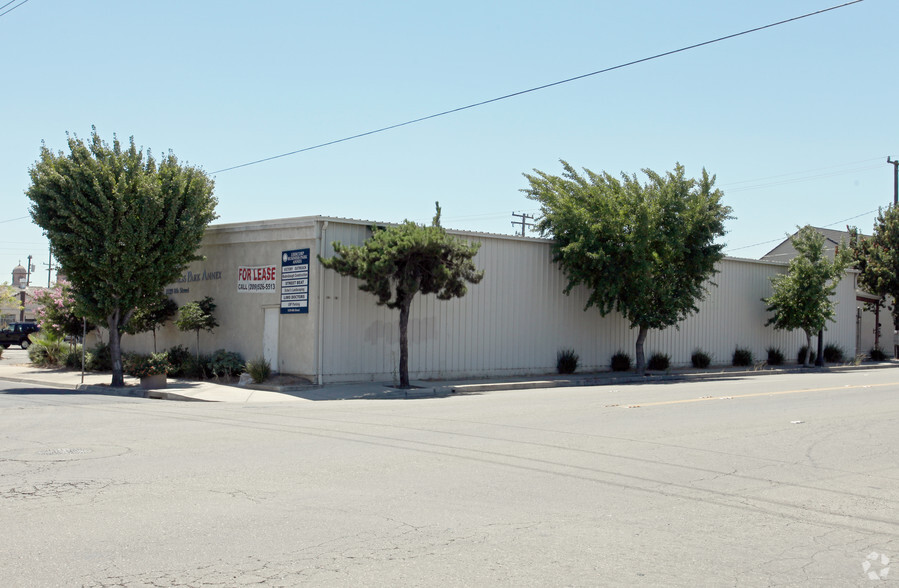 1129 8th St, Modesto, CA for sale - Primary Photo - Image 1 of 2