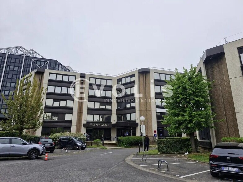 11 Rue Olof Palme, Créteil for lease - Building Photo - Image 2 of 24