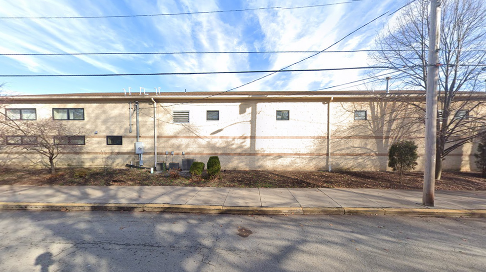 1250 5th Ave, New Kensington, PA for lease - Building Photo - Image 3 of 6