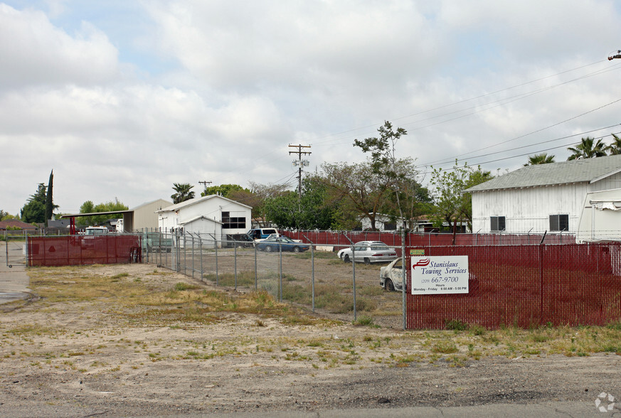 1030-1072 S 1st St, Turlock, CA for sale - Building Photo - Image 3 of 7