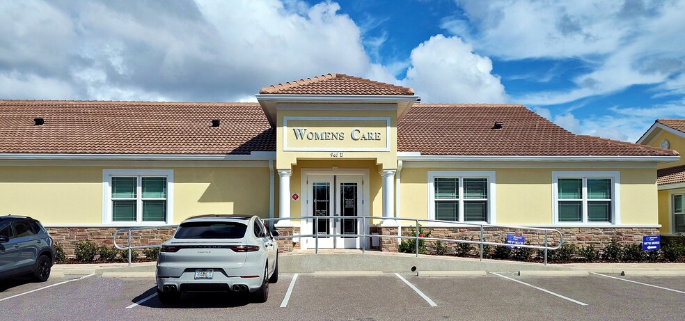 946 Cypress Village Blvd, Sun City Center, FL for sale - Building Photo - Image 3 of 11