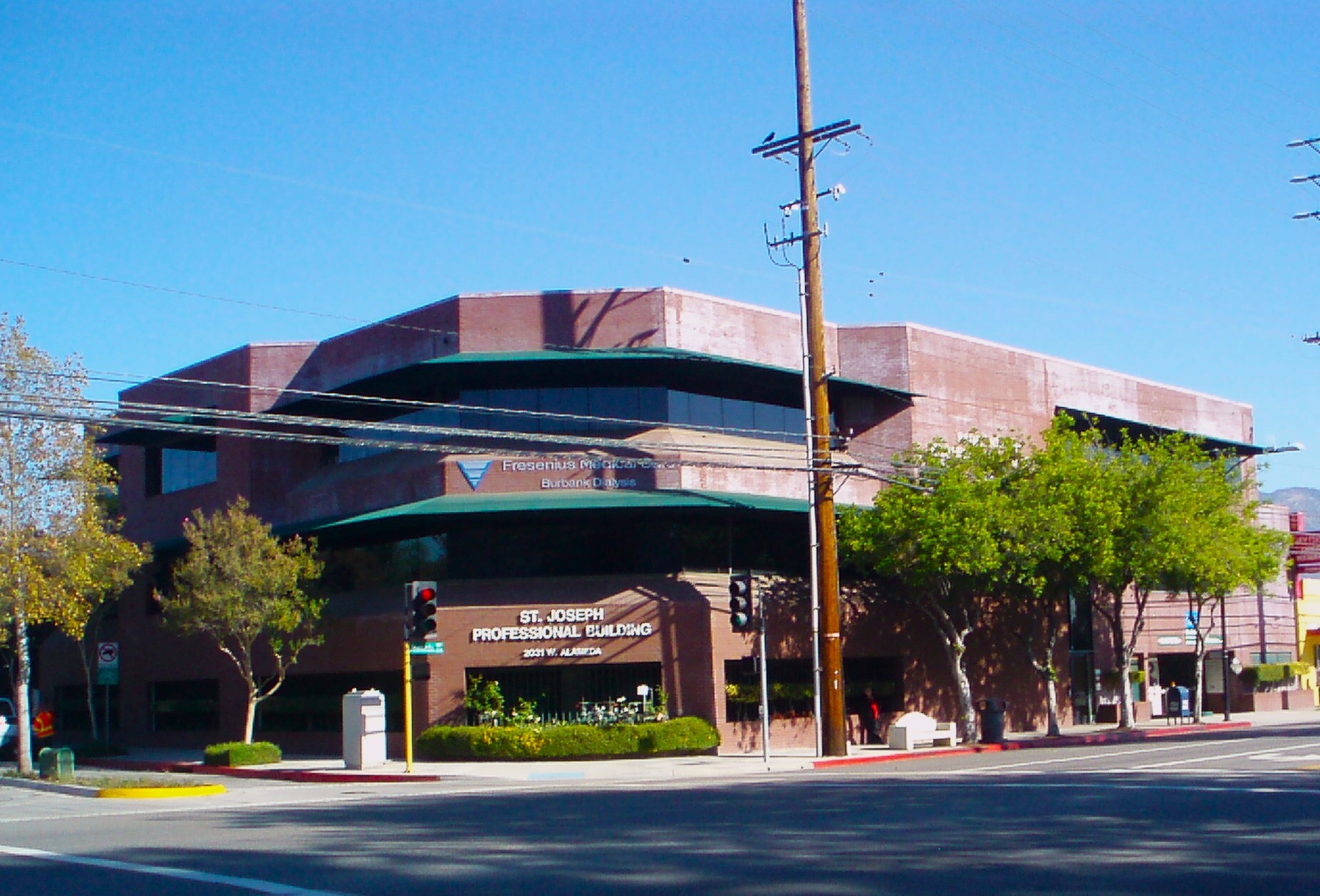 2031 W Alameda Ave, Burbank, CA for lease Building Photo- Image 1 of 9