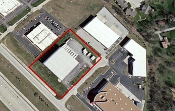 10 S Corporate Hills Dr, Saint Charles, MO - AERIAL map view