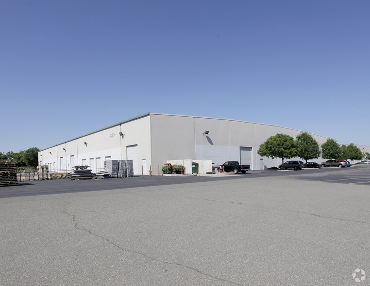 859 F St, West Sacramento, CA for lease - Building Photo - Image 3 of 17