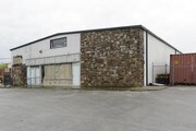535 W Poplar St, Fayetteville AR - Warehouse