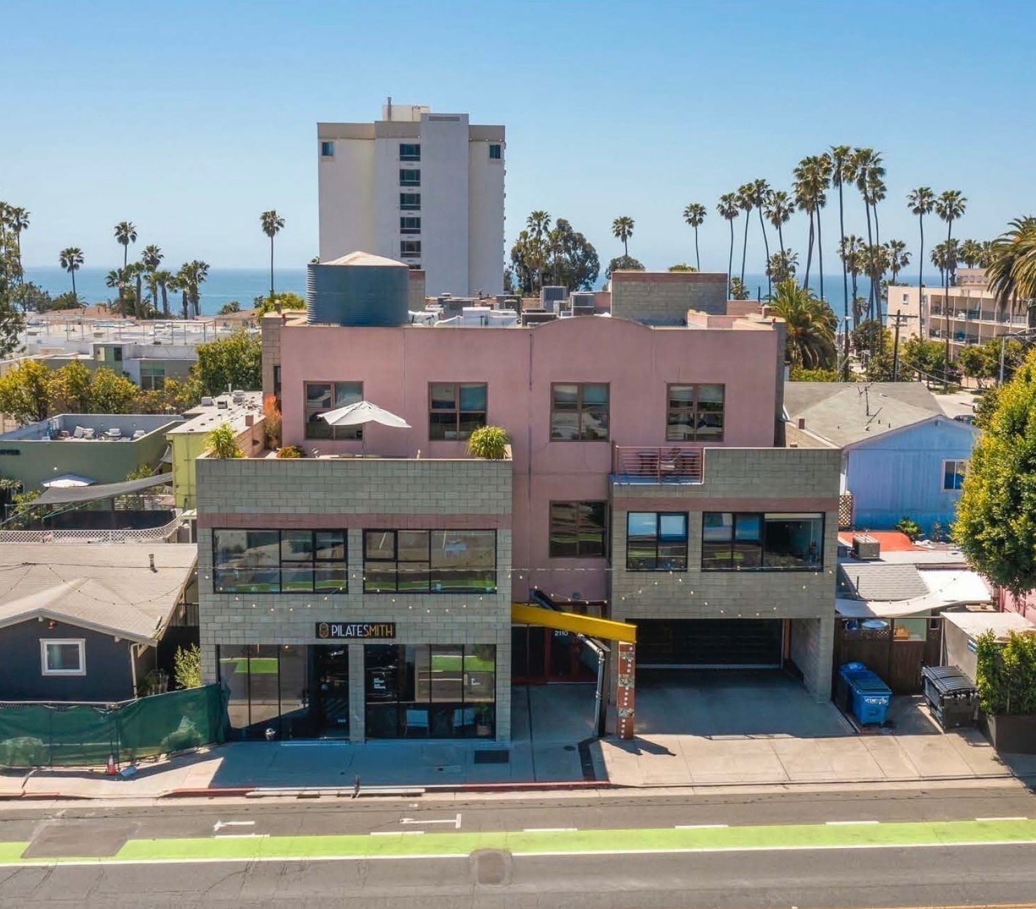 2110 Main St, Santa Monica, CA for lease Building Photo- Image 1 of 11