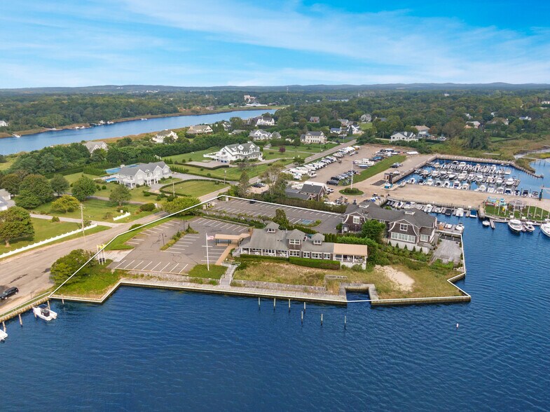 5658 S Bay Ave, Eastport, NY 11941 56 & 58 S Bay Ave