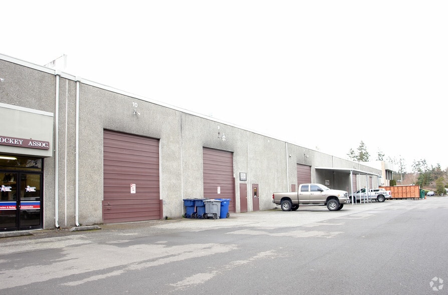 7116 220th St SW, Mountlake Terrace, WA for lease - Building Photo - Image 2 of 3