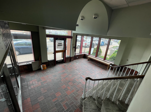 236 Shady Ave, Pittsburgh, PA for lease Interior Photo- Image 2 of 7