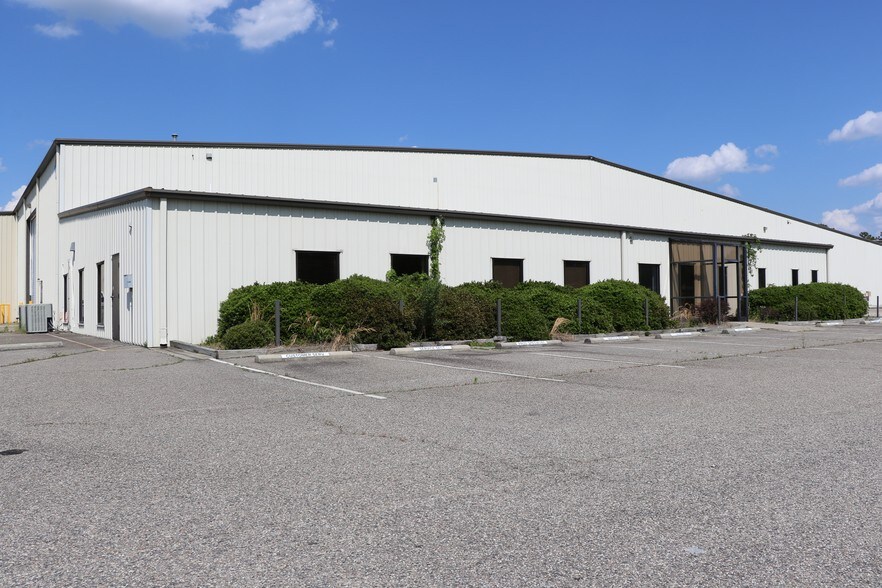 107 Back Swamp Rd, Lumberton, NC for sale - Building Photo - Image 1 of 1