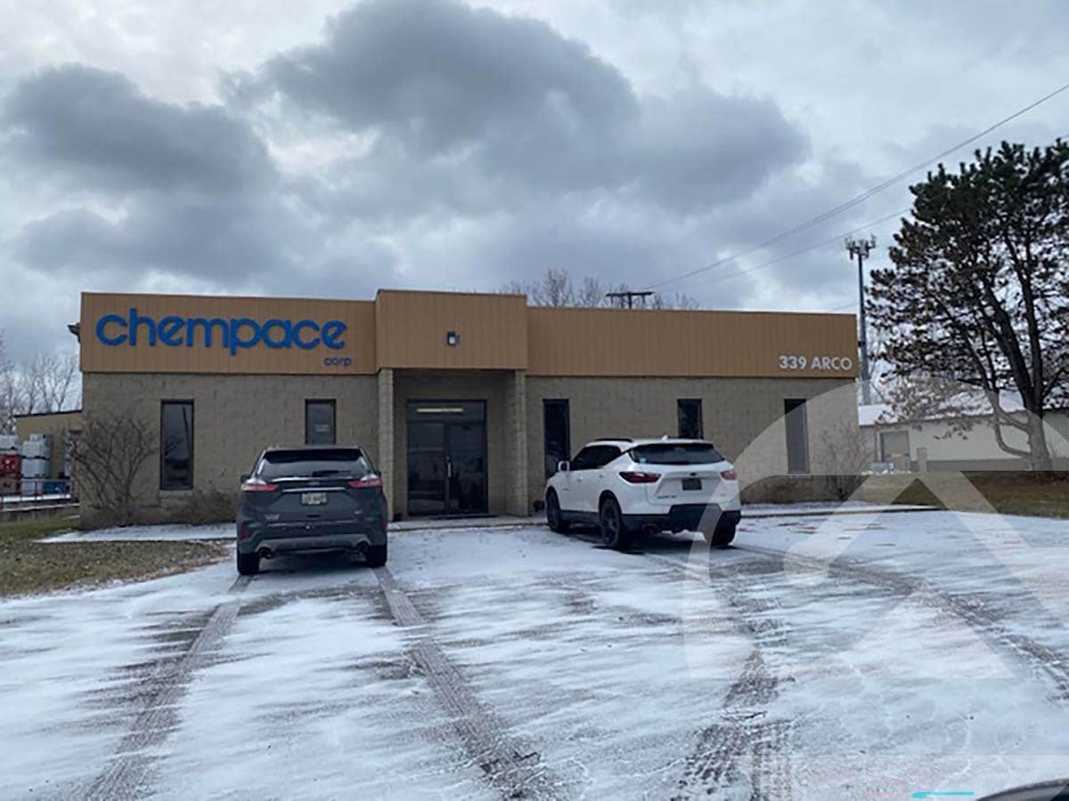 337 Arco Dr, Toledo, OH for lease Building Photo- Image 1 of 2