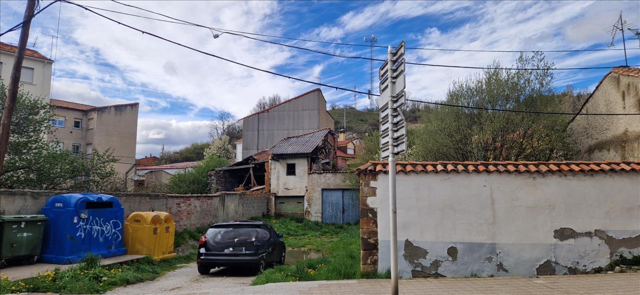 Land in Guardo for sale Building Photo- Image 1 of 16
