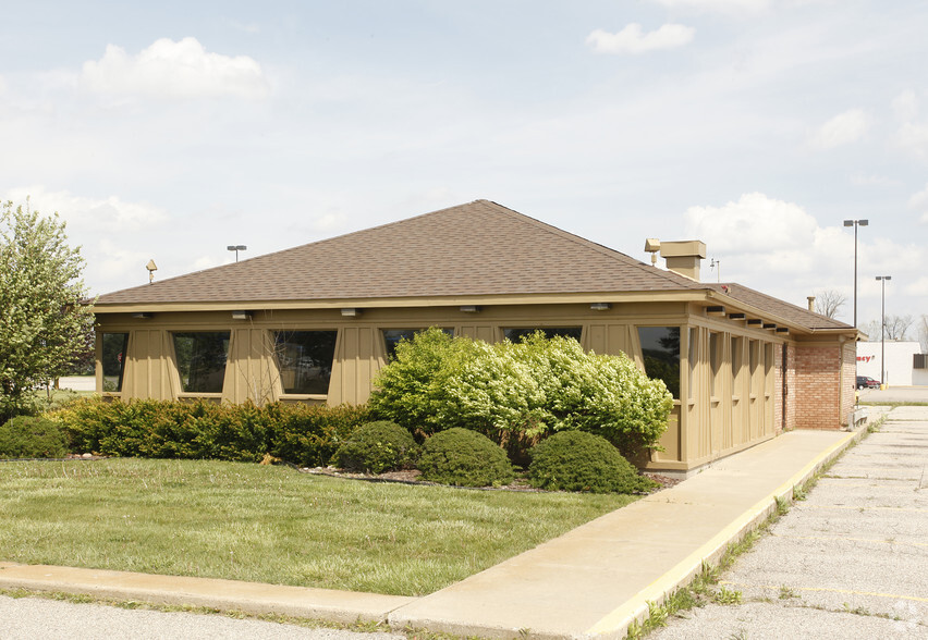 2153 S Us Highway 27, Saint Johns, MI for sale - Primary Photo - Image 1 of 10