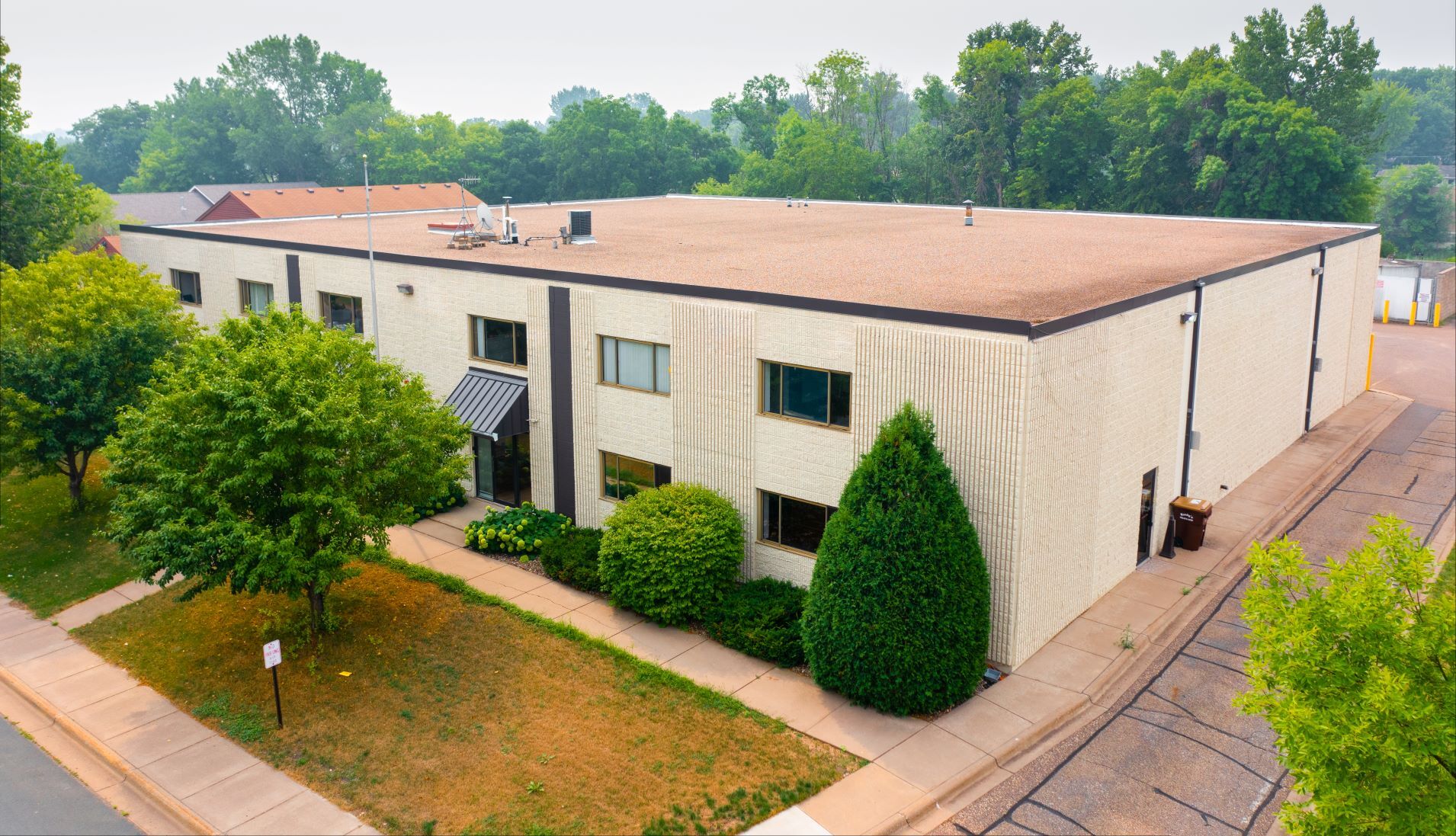 2105 Daniels St, Long Lake, MN for sale Building Photo- Image 1 of 1