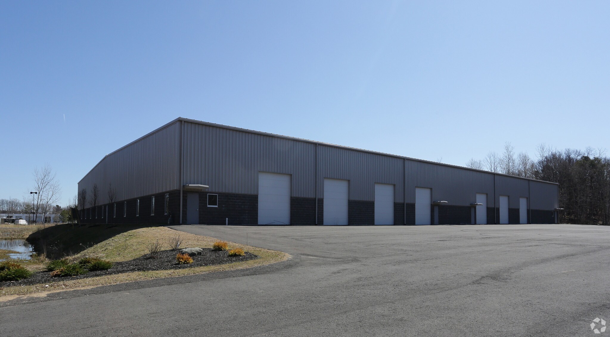 8 Colonie Plaza Dr, Albany, NY for sale Primary Photo- Image 1 of 1