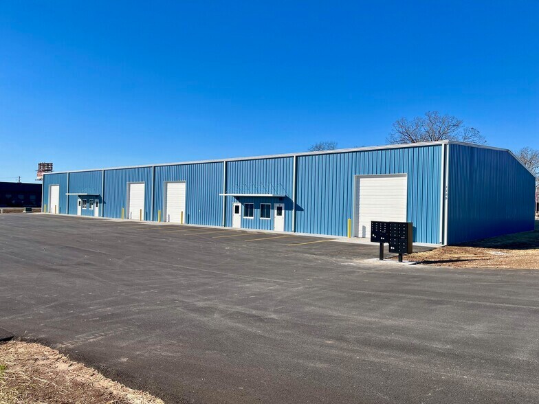 1755 Bee Creek Rd, Branson, MO for sale - Building Photo - Image 1 of 1