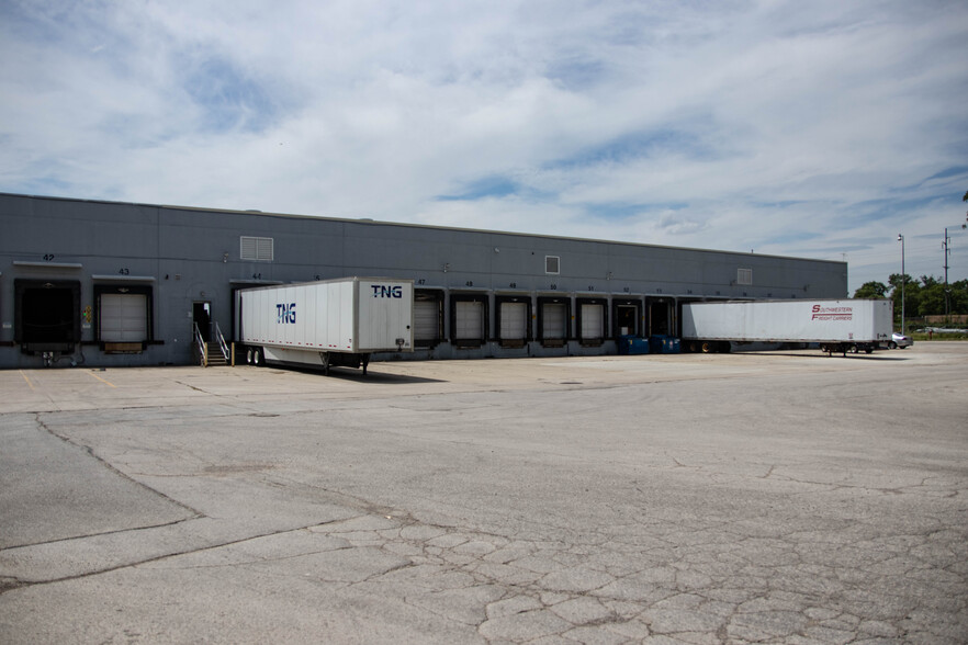 6575 Huntley Rd, Columbus, OH for lease - Building Photo - Image 2 of 6