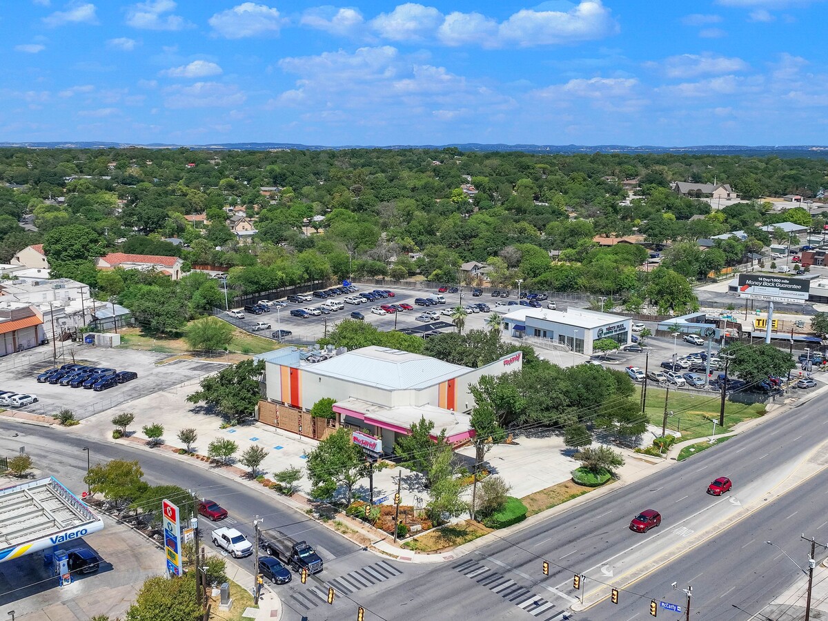 9715 San Pedro Ave, San Antonio, TX 78216 | LoopNet