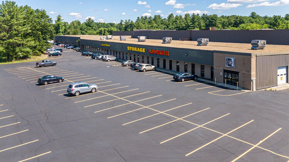 95 Plaistow Rd, Plaistow, NH 03865