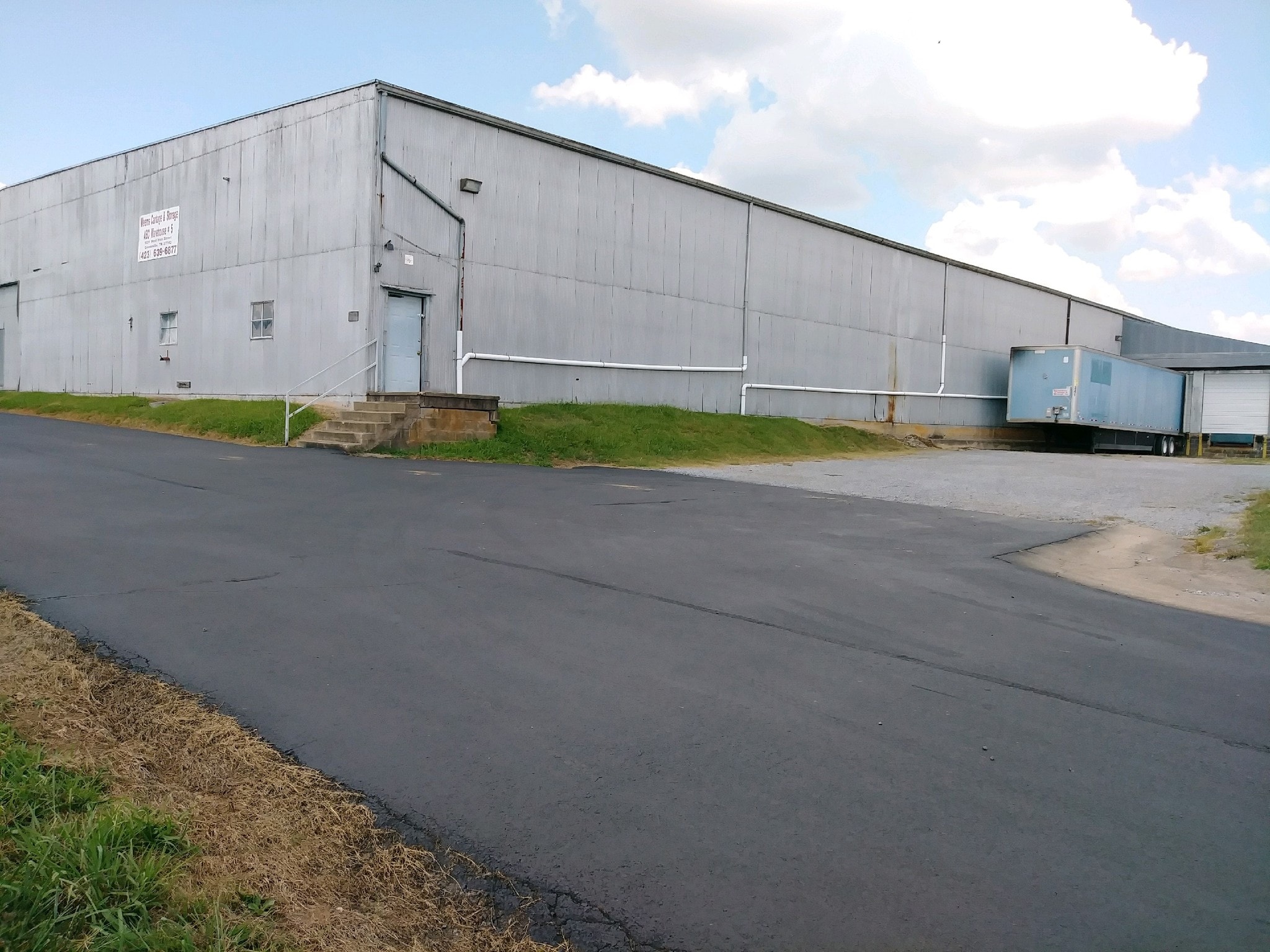 1020 W Irish St, Greeneville, TN for lease Building Photo- Image 1 of 6