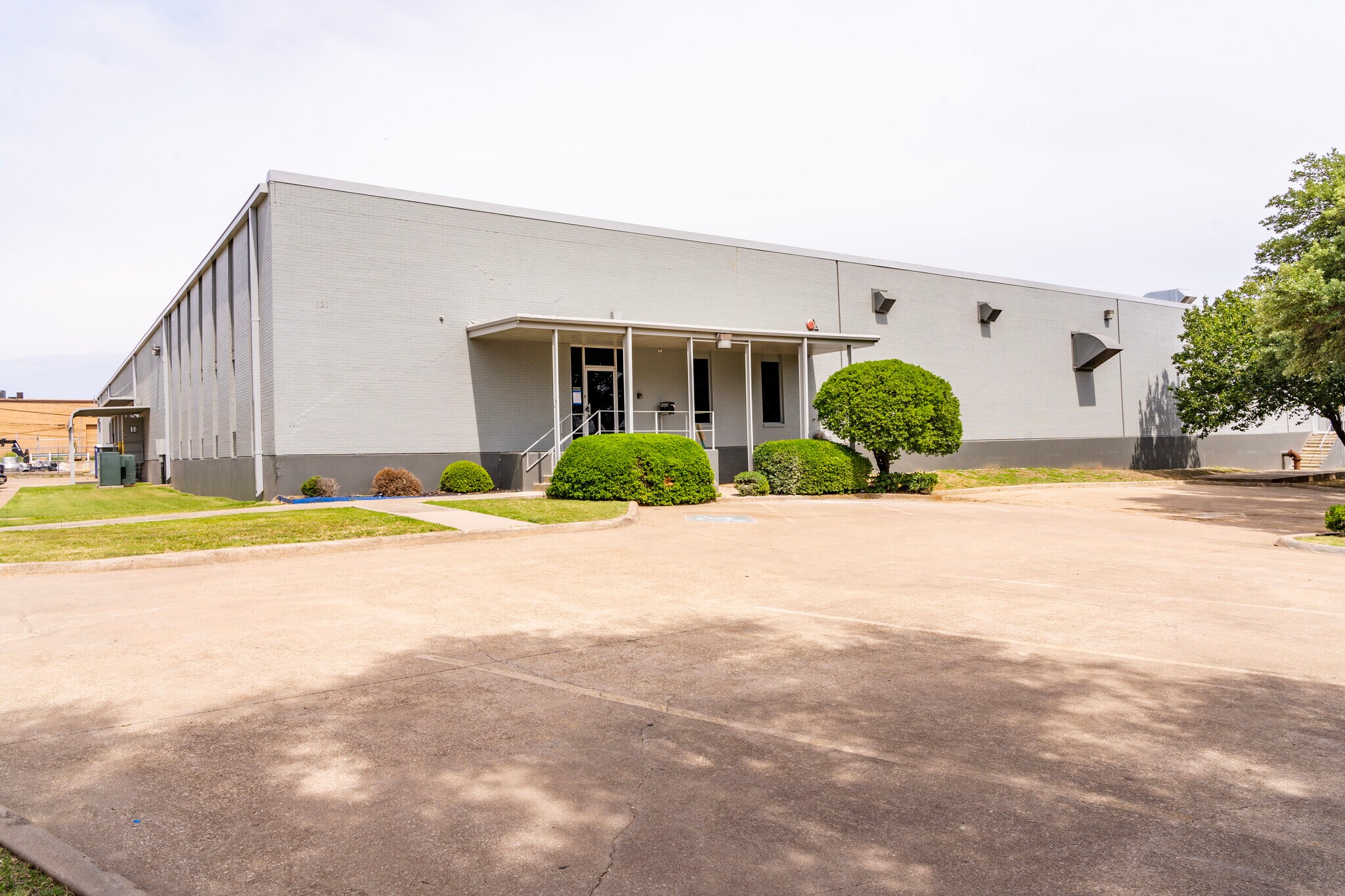1121 108th St, Arlington, TX for sale Building Photo- Image 1 of 1