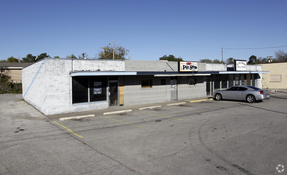 812-818 S Sheridan Rd, Tulsa, OK for lease - Primary Photo - Image 1 of 2