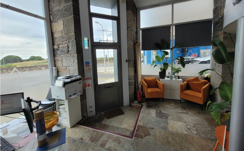 1 Meadowbank Ave, Edinburgh, EH8 7AP Office for Sale