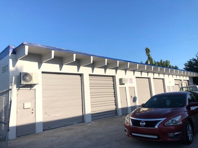 5661 Plunkett St, Hollywood, FL for lease - Building Photo - Image 3 of 5