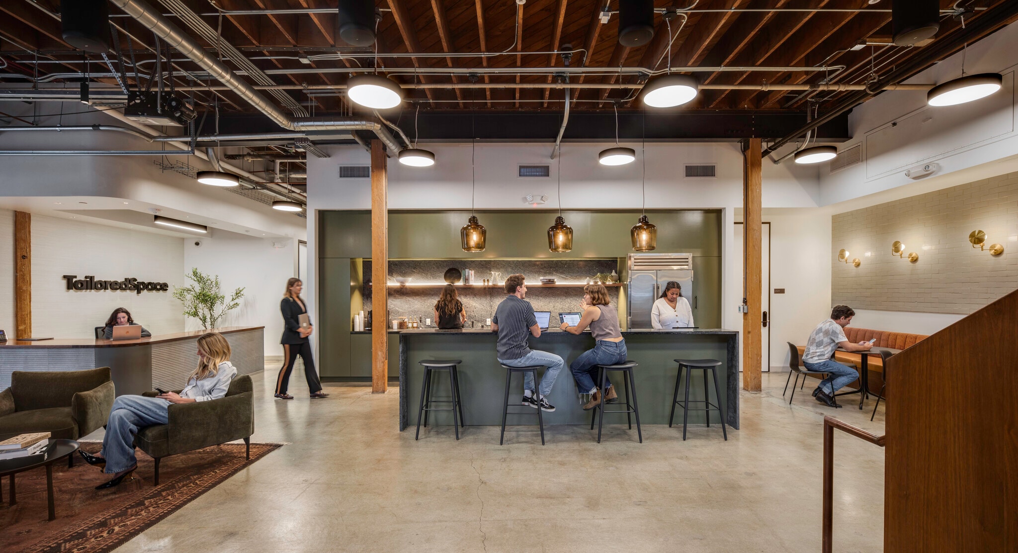 40 E Verdugo Ave, Burbank, CA for lease Interior Photo- Image 1 of 12