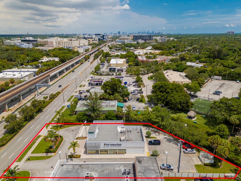 6388 S Dixie Hwy, South Miami, FL for sale - Building Photo - Image 3 of 4