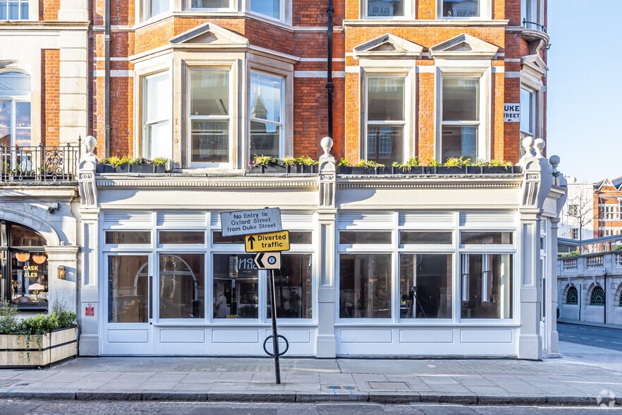 78 Duke St, London for lease - Building Photo - Image 2 of 3