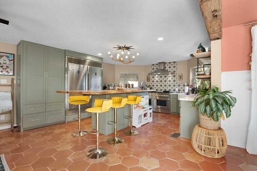 122 Ouachita River Haven Rd, Pencil Bluff, AR for sale - Interior Photo - Image 1 of 73