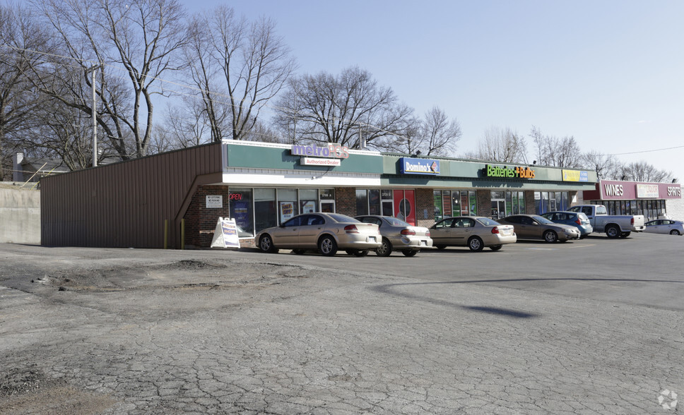 3709 S Noland Rd, Independence, MO for lease - Primary Photo - Image 1 of 6