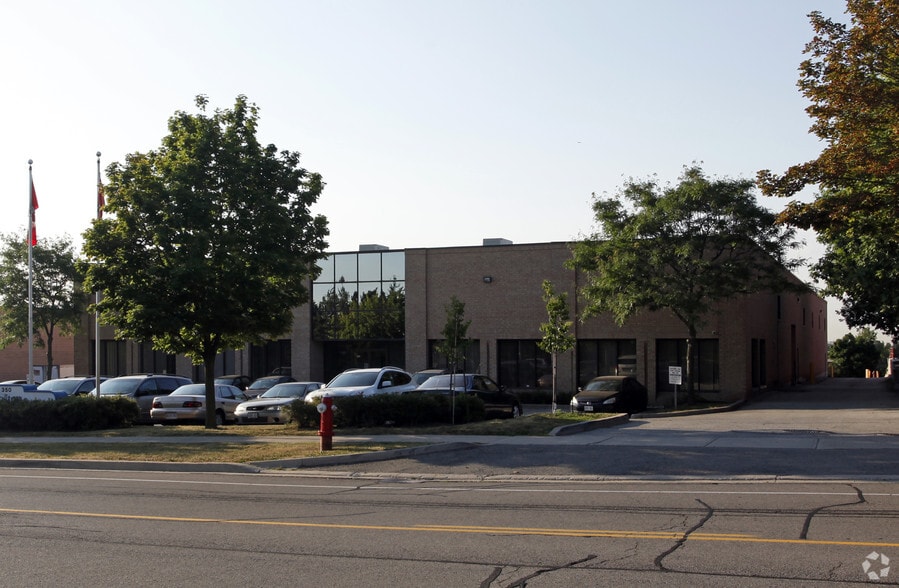 350 Traders Blvd E, Mississauga, ON for sale - Primary Photo - Image 1 of 1