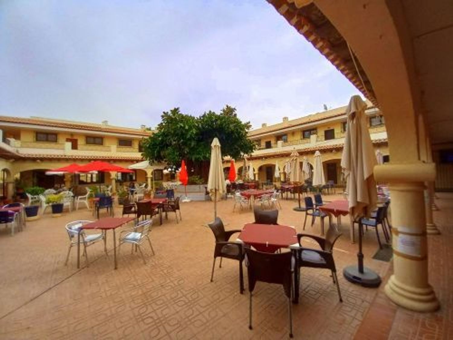 de, 15, El Campello, Alicante for sale Building Photo- Image 1 of 12